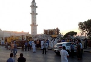  تدمير مسجد سيدي الشعاب الذي يضم مقابر صوفيين